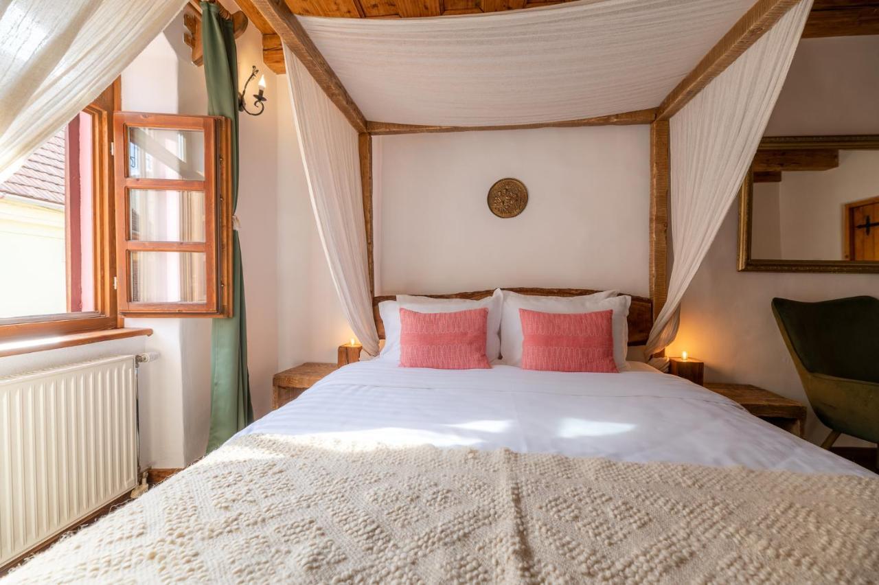 Boutique Hotel Von Graf Сігішоара Екстер'єр фото