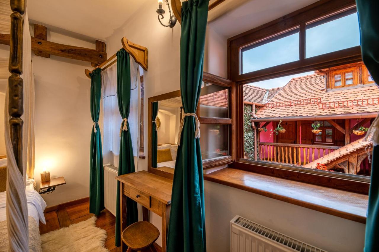 Boutique Hotel Von Graf Сігішоара Екстер'єр фото